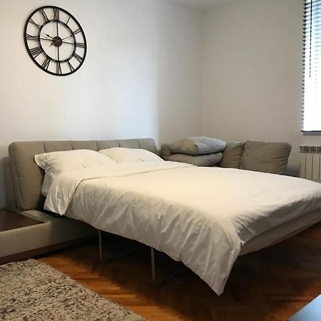 Apartament Sanda Apartment Turda Bagian luar foto