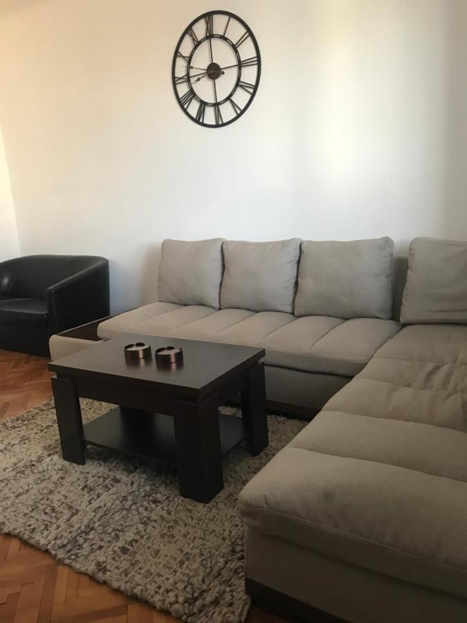 Apartament Sanda Apartment Turda Bagian luar foto