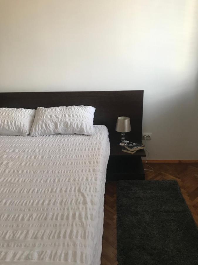 Apartament Sanda Apartment Turda Bagian luar foto